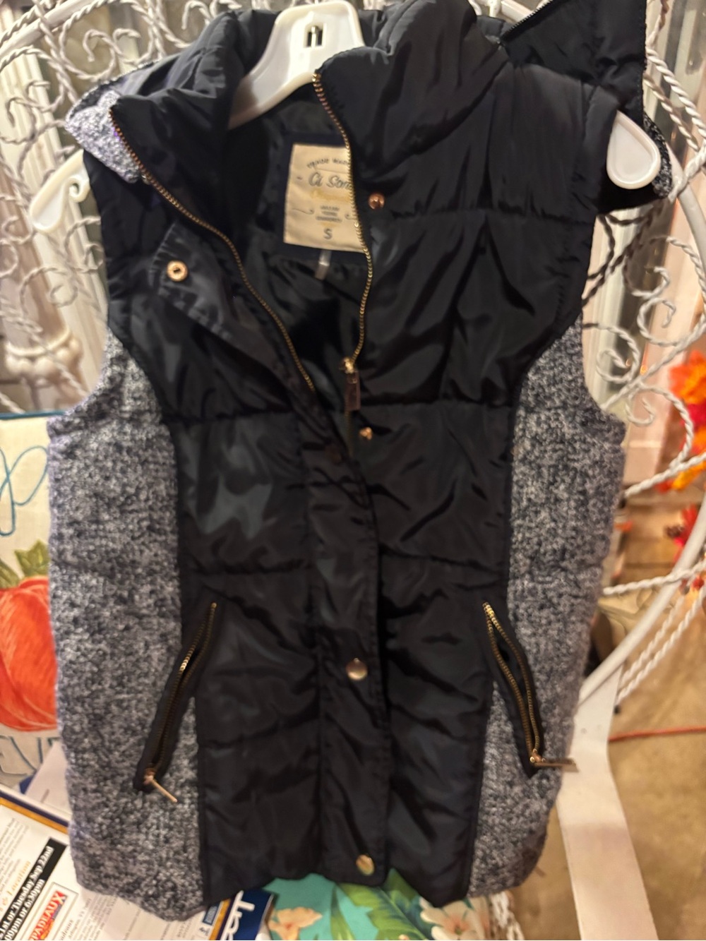 Ci Sono Black Quilted Puffer Vest with Gray Knit Sides